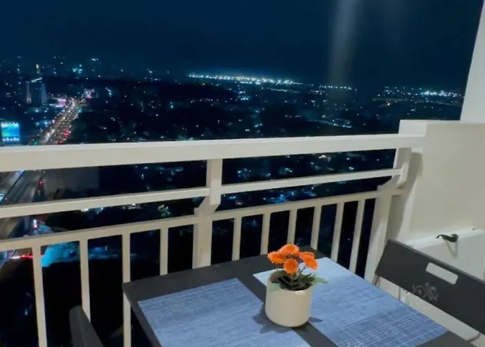 Apartahotel The Celandine Residences With Cities Skylines View Manila